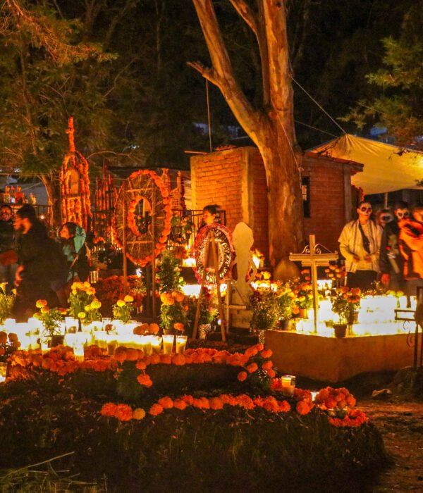 Tour a Dia de Muertos 2024 en Michoacán Tzintzuntzan desde Morelia